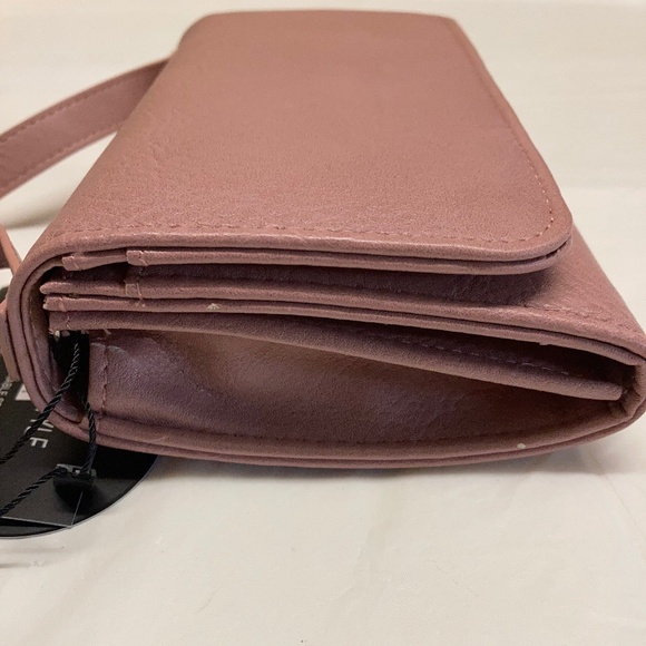 NWT K Carroll RFID Crossbody - Picture 10 of 13